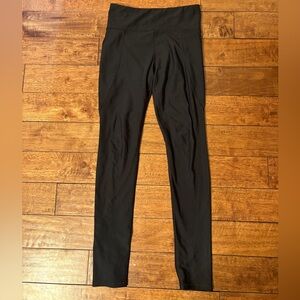 Girl’s Old Navy Active Powersoft High Rise Go Dry Black Leggings, size XL